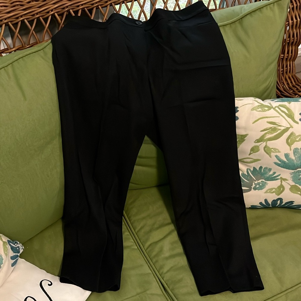 Talbots black capris- curvy